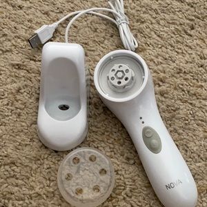 Nova Antimicrobial Sonic Cleansing Bush